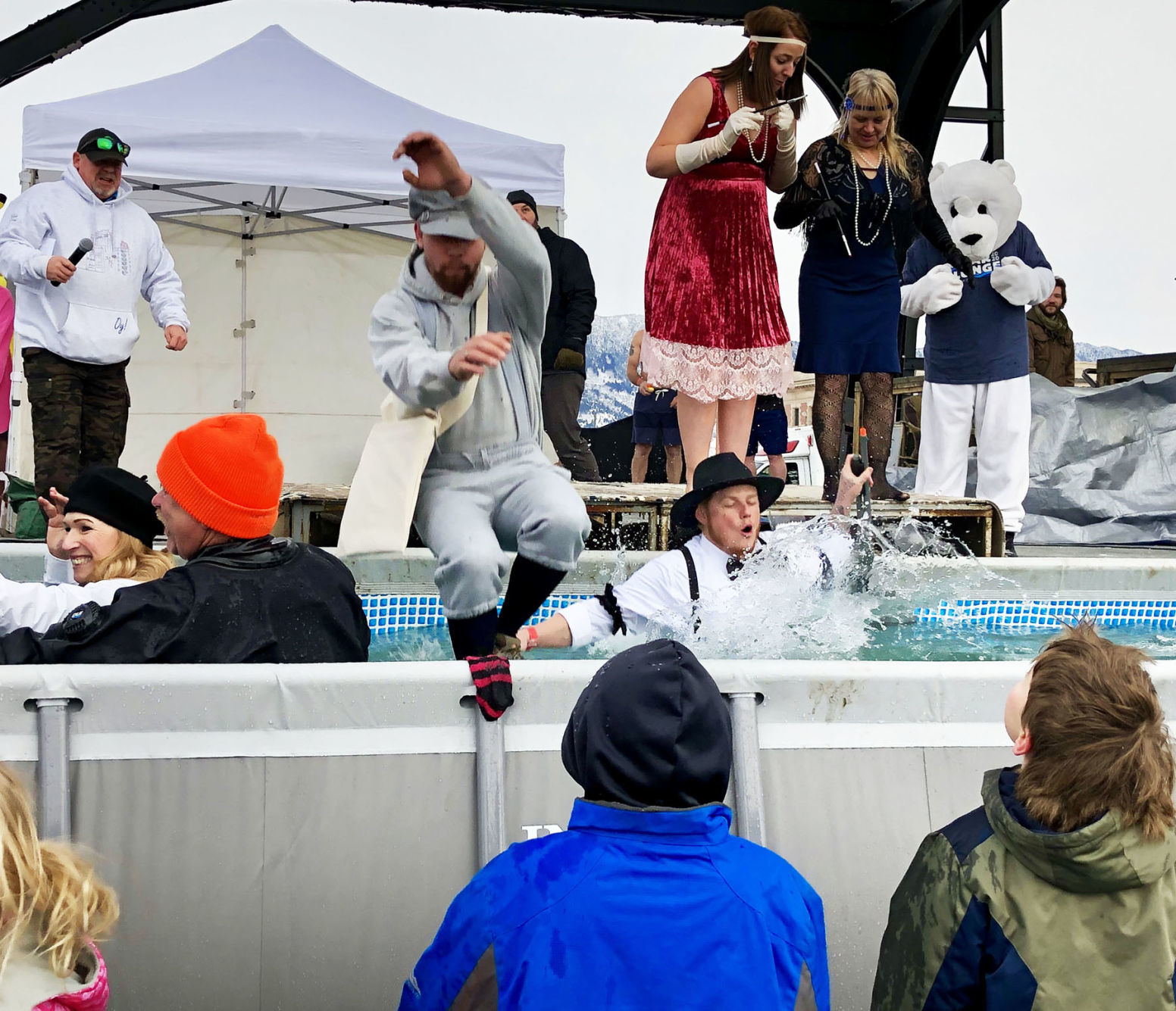 SnöFlinga 2020 polar plunge